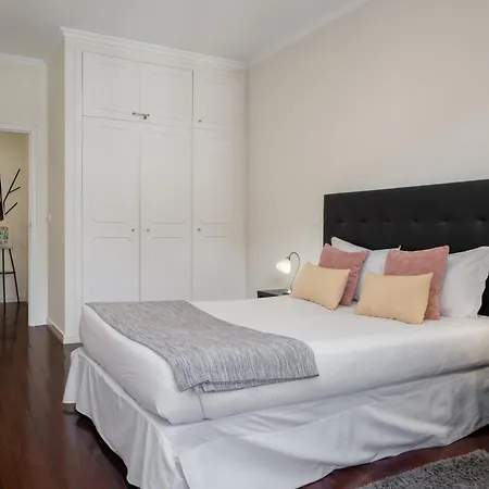 Golden Star Av By An Island Apartament