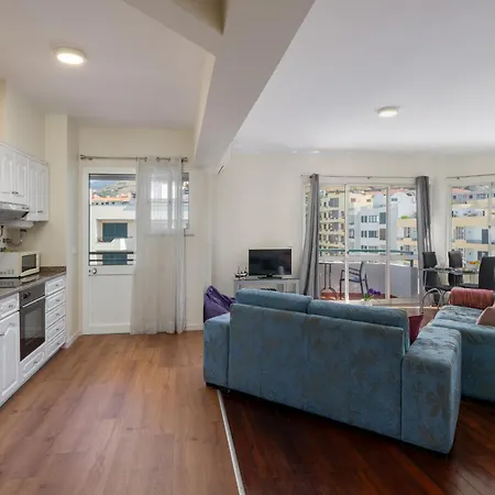 Apartament Golden Star Av By An Island *